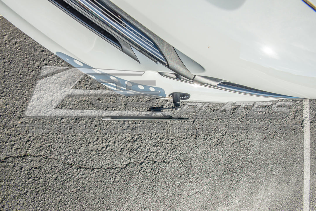 2019-Up Porsche Cayenne Tow Hook License Plate Mount Bracket